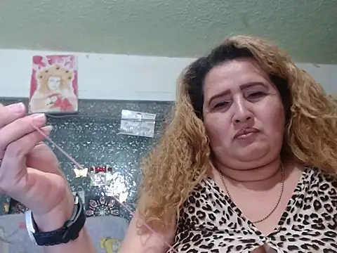 Chat XXX en directo de Perla1981--