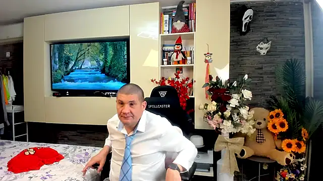 SpartacusDaddy48 webkamerás műsora