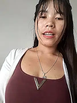 gugu0022's Webcam Show