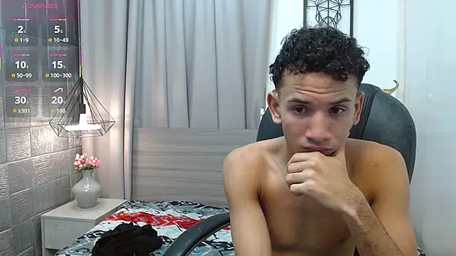 Онлайн чат XXX JDWhite18