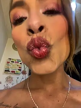 Chat XXX en directo de Liamiler01_