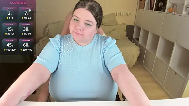 Онлайн чат XXX PlumPie