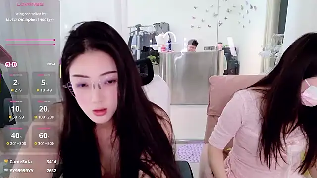 yangyang-777's Webcam Show