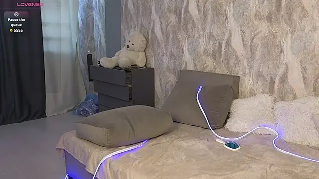 kris_art's Webcam Show