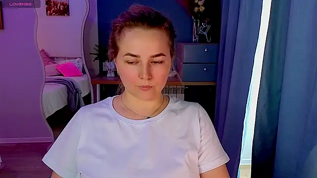 Mira_Mermayd Adlı Modelin Canlı XXX Sohbeti