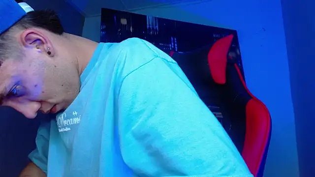 alexgiraldo__のライブXXXチャット