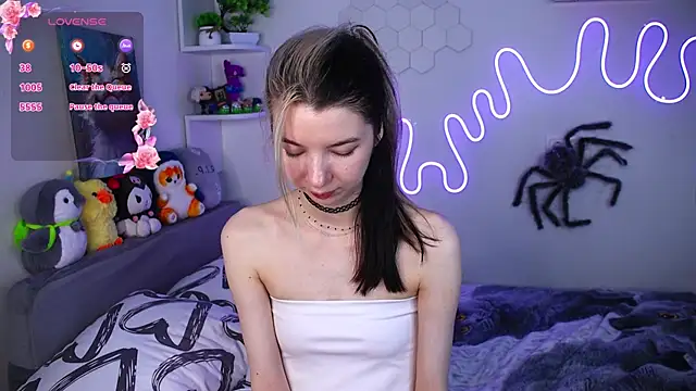 Emmie_shy 现场XXX聊天