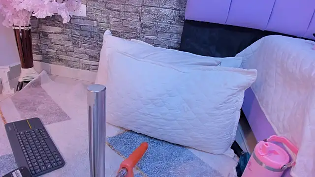 Susanaross Adlı Modelin Canlı XXX Sohbeti