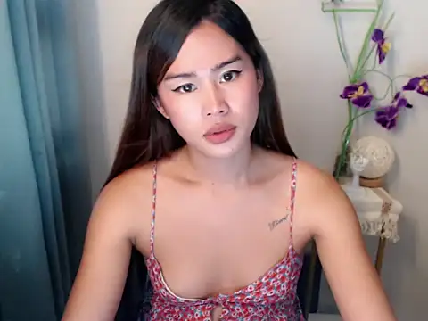 Princessaprilxxx Adlı Modelin Canlı XXX Sohbeti