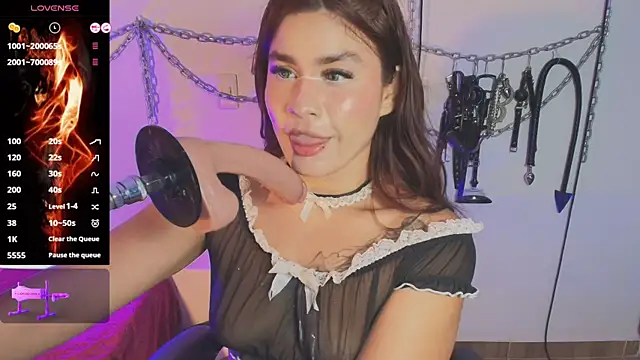 Amyyslave élő XXX-chatje