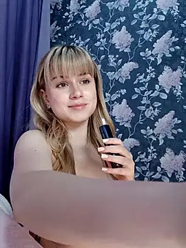 دردشة NinaVerse الجنسية المباشرة