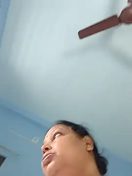 Pokazy przed kamerką – deepika_padukoni44