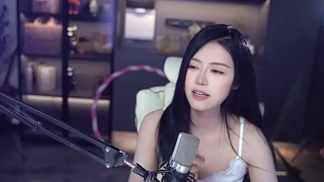 Seraphinei 在線直播表演
