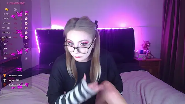 ammyska Adlı Modelin Canlı XXX Sohbeti