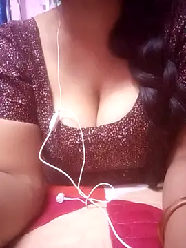 TINASONI 即時 XXX 聊天