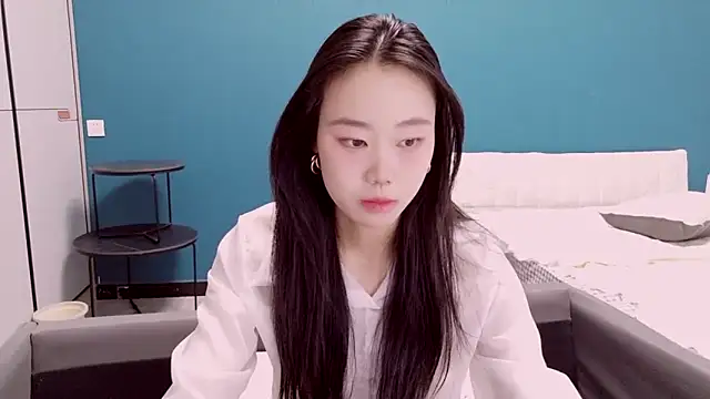 ZHJKS9988's Live XXX Chat