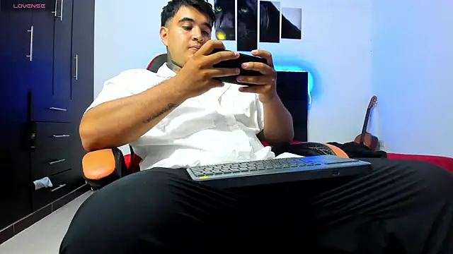 Вебкам-шоу thiago__cp01
