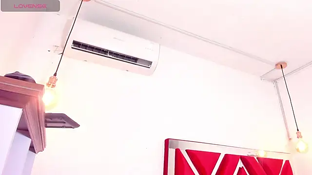 VALERIAQUEENTS__ Pertunjukan Webcam