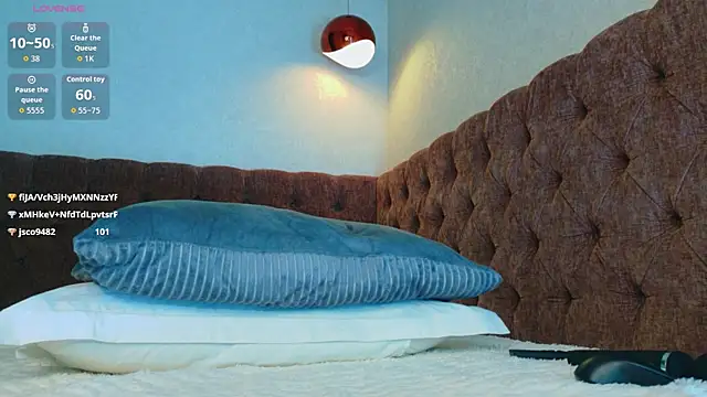 Lina_lust_ Adlı Modelin Canlı XXX Sohbeti