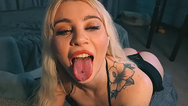 Ashley-Urban's Live XXX Chat