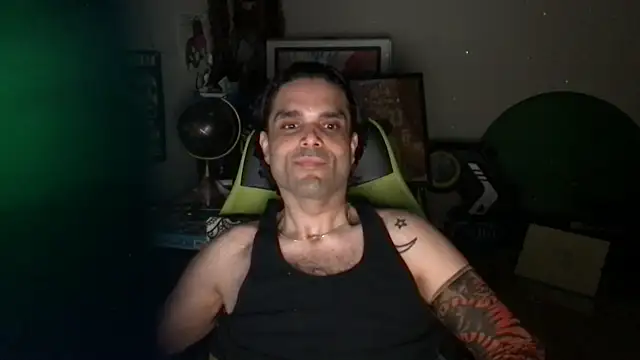 KungFuPanda001 Chat XXX in diretta