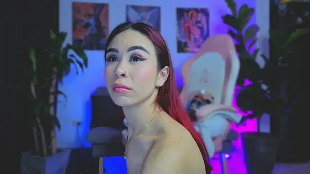 Show de Shopii_cute na webcam