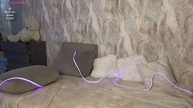 kris_art's Webcam Show