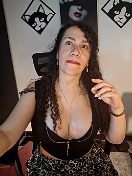Chat XXX en directo de Lina_444