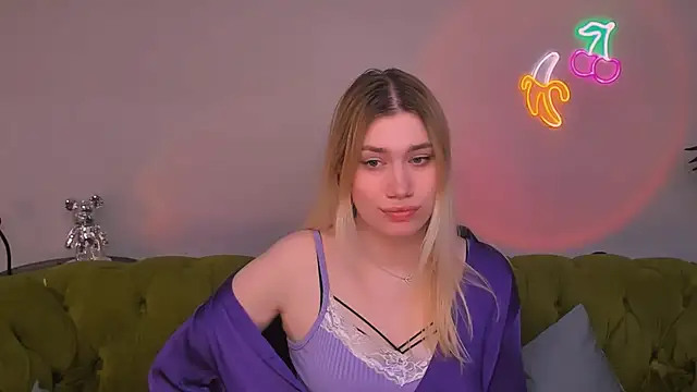 blonde_angell's Live XXX Chat