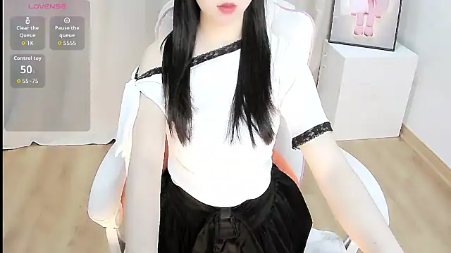 Sweet-Shuna's Live XXX Chat