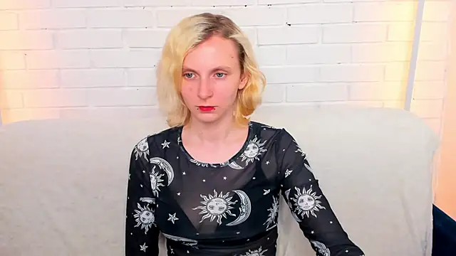 LikiLips' Live XXX Chat