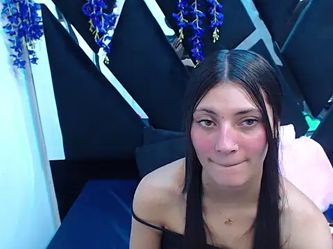 _Luna_Bennett Live XXX-Chat