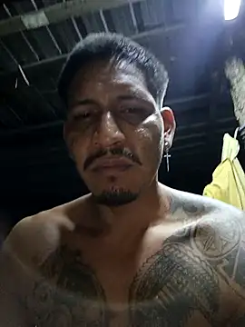 XXX chat uživo modela cielo420