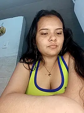 XXX chat uživo modela Emily_Rouse23
