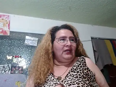 XXX chat uživo modela Perla1981--