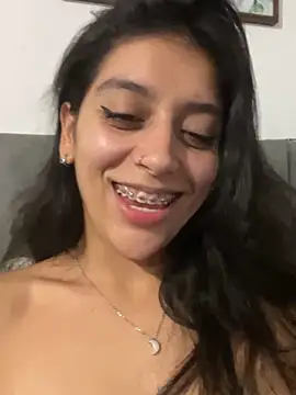 BrittanyDiaz's Live XXX Chat