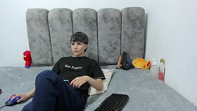 Bruno_Cruzz Live XXX Chat