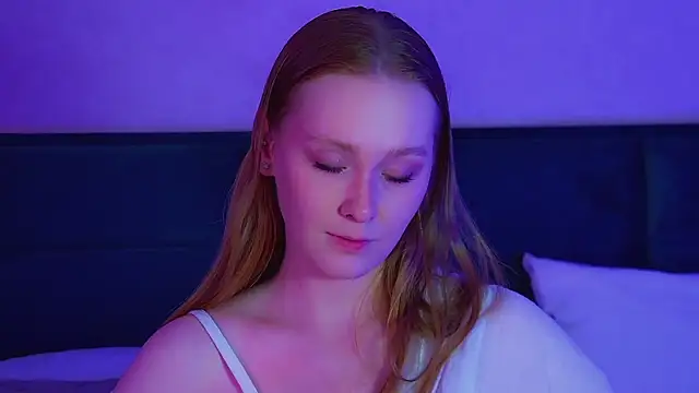 AgataFoxley élő XXX-chatje