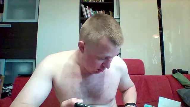 Matttthees webcam show