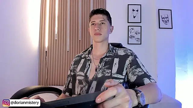 Dorianmistery2322_ live XXX chat