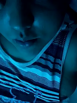 69_less' Live XXX Chat