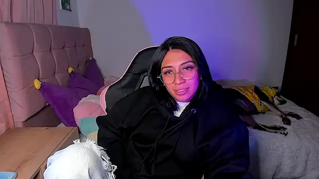 Bellacatx's Live XXX Chat