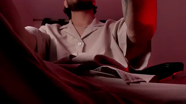 s_sven03's Live XXX Chat