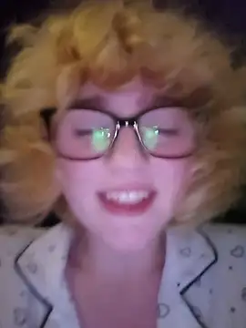 mcjbgfhgjhiiilllufjyf's Live XXX Chat