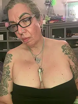dieseldame1313 Chat XXX in diretta