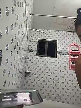 JhonSnow_98: διαδικτυακό σόου στην κάμερα