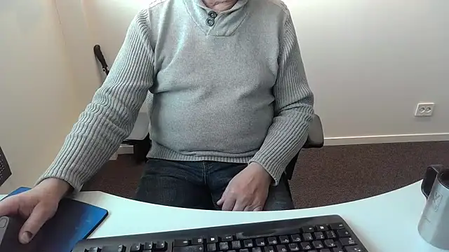 Show modela Buggemann na web-kameri