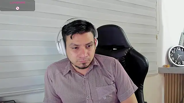 Rick_Adams – Naživo XXX chat