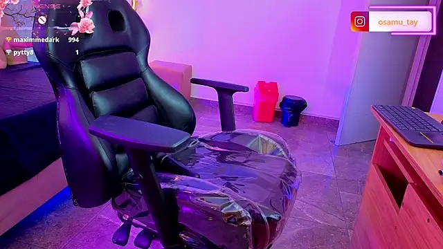 Show modela osamu_tay na web-kameri