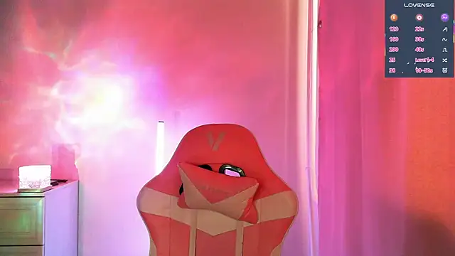 eskatmi 即時 XXX 聊天